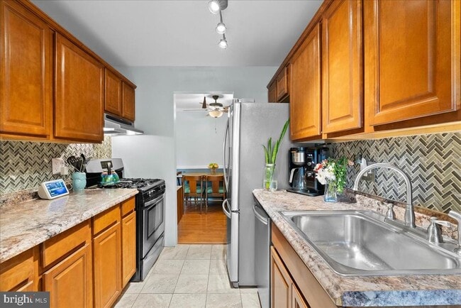 property at 436 N Armistead St