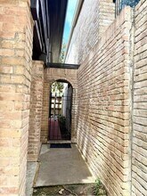 201 Vanderpool Ln in Houston, TX - Building Photo - Building Photo