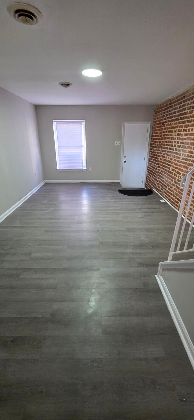 property at 3309 Noble St