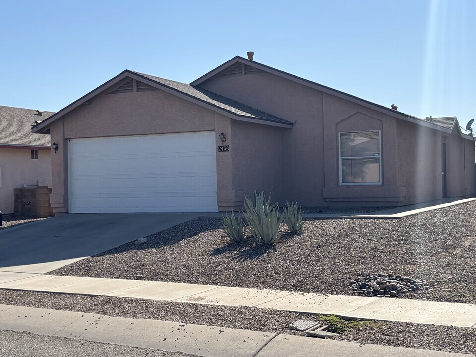 2456 S Ajay Ave in Tucson, AZ - Building Photo