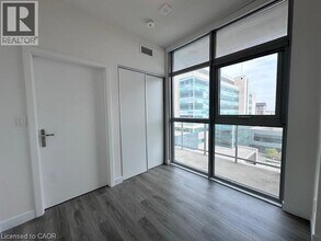 60 Frederick St in Kitchener, ON - Building Photo - Building Photo