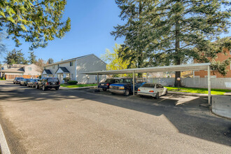 Sherman Street Apartments-LSM-099 in Portland, OR - Building Photo - Building Photo