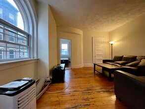 184 Naples Rd, Unit 186 #3 in Brookline, MA - Foto de edificio - Building Photo