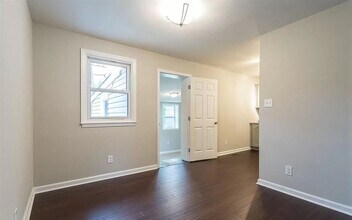 709 Glenbrook Dr in Raleigh, NC - Building Photo - Building Photo