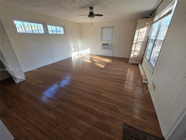 811 NE 14th Ct in Fort Lauderdale, FL - Building Photo - Building Photo