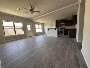 451 Rama St in Centerton, AR - Foto de edificio - Building Photo