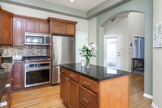 961 W Spencer Ct in Palatine, IL - Building Photo - Building Photo