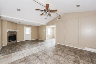 516 E Lark Ct in Desoto, TX - Building Photo - Building Photo