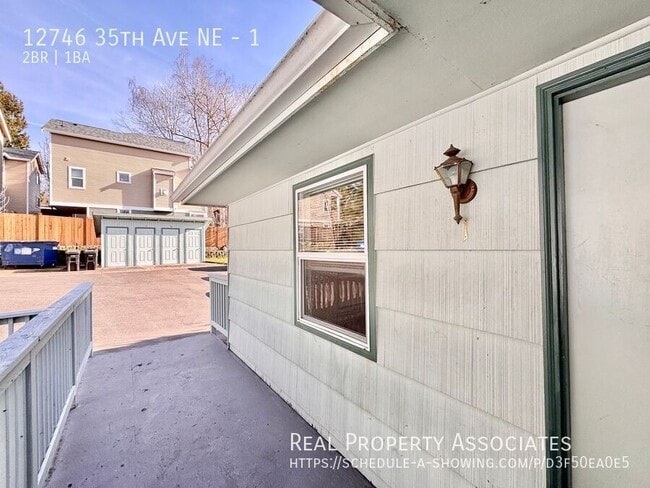 12746 35th Ave NE in Seattle, WA - Building Photo - Building Photo