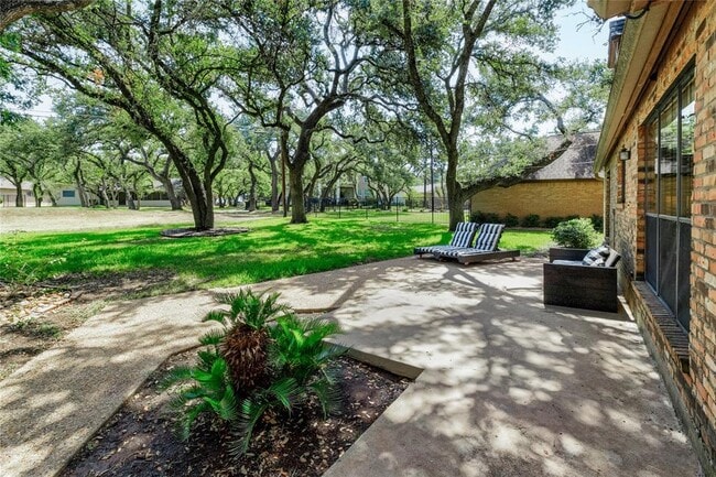 property at 9006 Balcones Club Dr