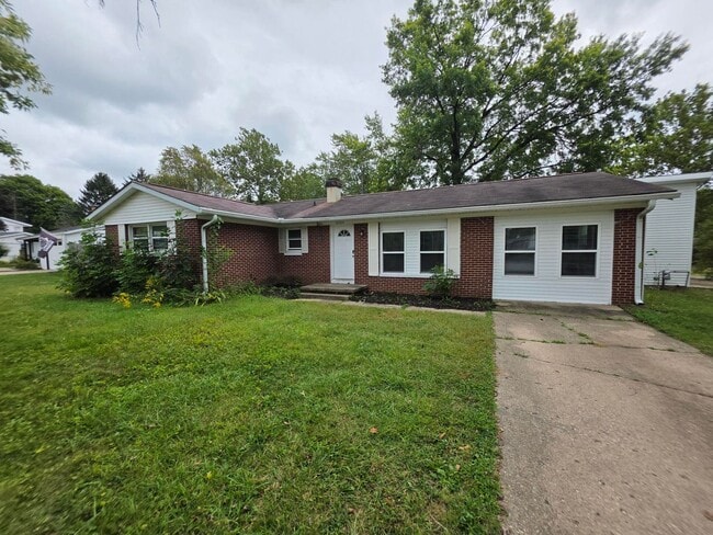 property at 2200 Miami Trail