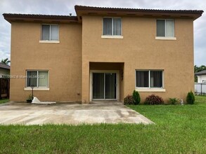 22821 SW 88th Pl in Cutler Bay, FL - Building Photo - Building Photo