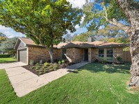 1525 Jasmine Ln in Plano, TX - Foto de edificio - Building Photo