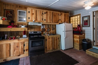 95 3rd St in Ludowici, GA - Building Photo - Building Photo