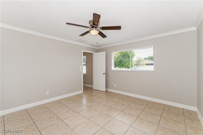 1023 SE 17th Ave in Cape Coral, FL - Building Photo - Building Photo