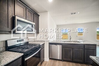 904 Crimson Wolf Rd in Fort Worth, TX - Foto de edificio - Building Photo