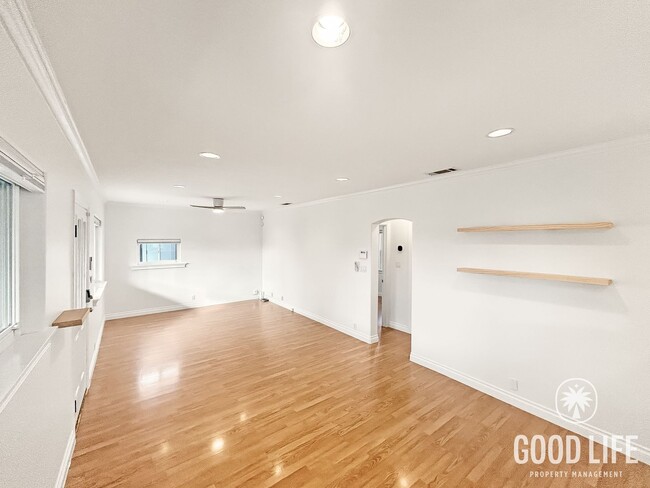 5018 Monroe Ave in San Diego, CA - Building Photo - Building Photo