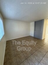 809 Monarch Cir in Exeter, CA - Foto de edificio - Building Photo