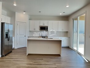 18444 W El Cortez Pl in Surprise, AZ - Building Photo - Building Photo