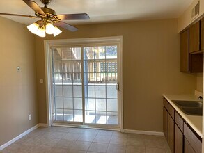 8903 35th St W, Unit 1 in Rock Island, IL - Building Photo - Building Photo