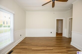 203 W Warfield St in Elizabethtown, KY - Building Photo - Building Photo