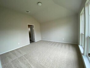124 Trailside Ln in Bastrop, TX - Building Photo - Building Photo