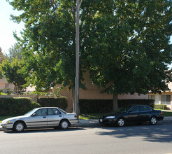 7172 Main St in Westminster, CA - Foto de edificio - Building Photo