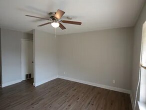 2032 Stouts Rd in Birmingham, AL - Building Photo - Building Photo