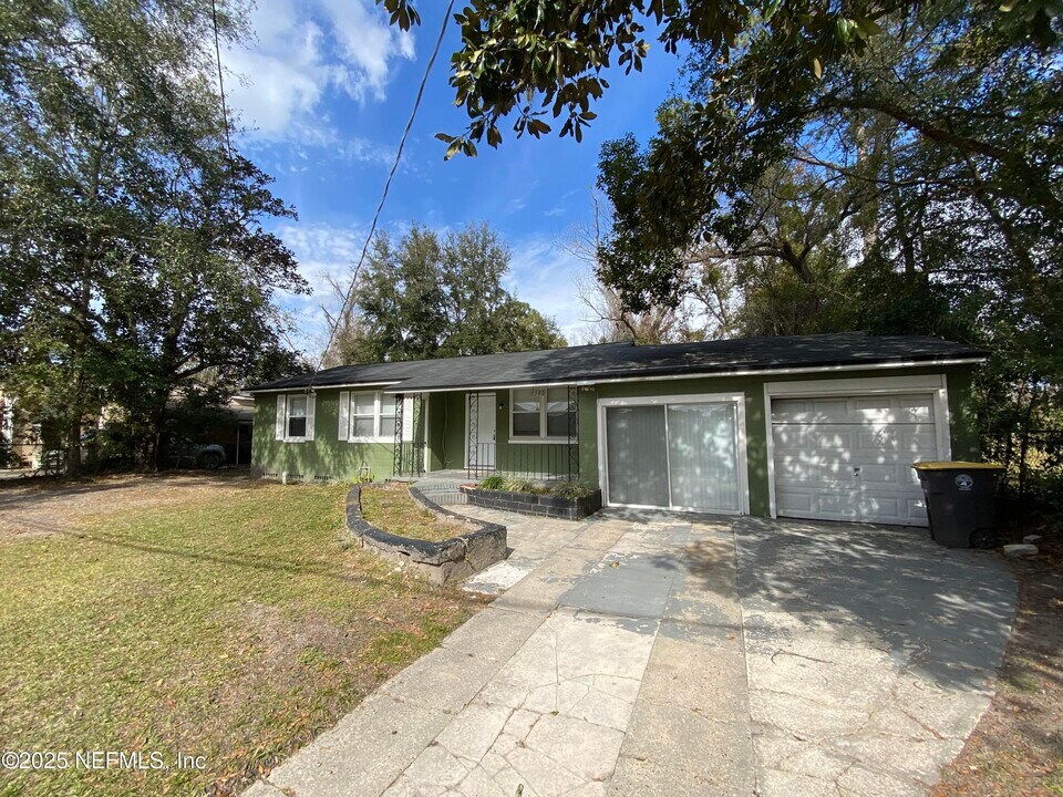 5503 Royce Ave in Jacksonville, FL - Building Photo