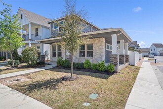 7900 Sutcliffe Dr in Austin, TX - Building Photo - Building Photo