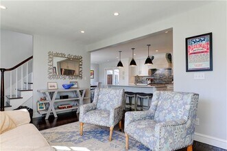 18 Sylvan Terrace in Newport, RI - Foto de edificio - Building Photo