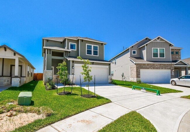 21807 Ash Cypress Ct