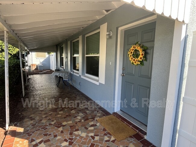 213 N Glen Ave in Tampa, FL - Building Photo - Building Photo