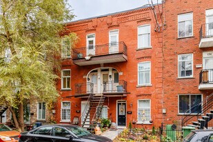 124 Lafleur Rue in Verdun, QC - Building Photo