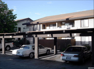 1025 E Deodar St in Ontario, CA - Building Photo - Building Photo