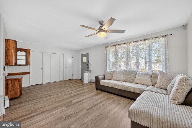 8402 Holman Ave in Pennsauken, NJ - Building Photo - Building Photo