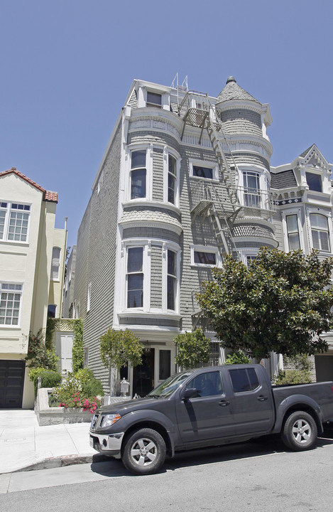 2418 Washington St in San Francisco, CA - Building Photo