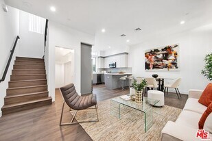 1458 Butler Ave in Los Angeles, CA - Building Photo