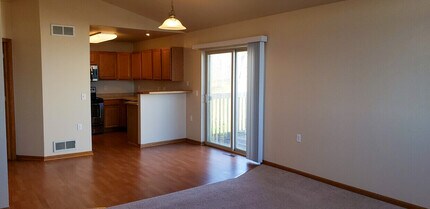 2019 Barber Dr in Stoughton, WI - Building Photo - Building Photo