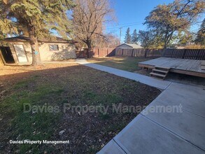 9623-9652 52 St NW in Edmonton, AB - Building Photo - Building Photo