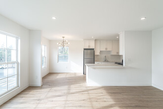 805 23rd Street in Santa Monica, CA - Building Photo - Interior Photo