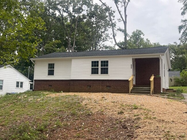 522 Pennwood Dr in Spartanburg, SC - Building Photo - Building Photo