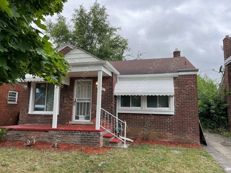 18937 Algonac St in Detroit, MI - Foto de edificio