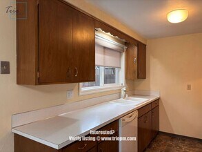 1398 Corum Ave in Eugene, OR - Building Photo - Building Photo