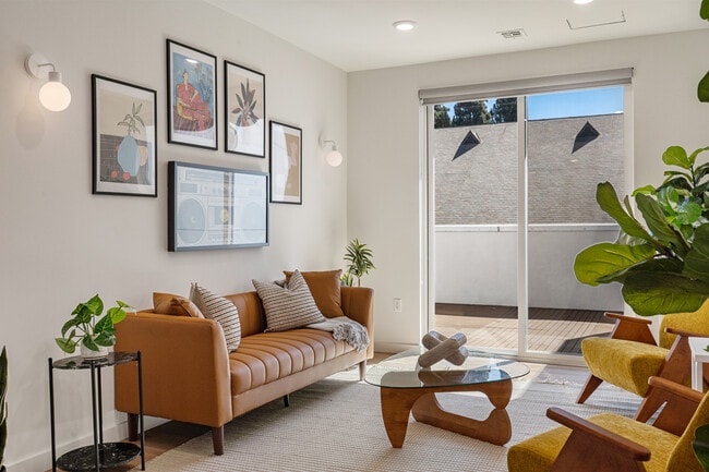 Sophia Hollywood in Los Angeles, CA - Building Photo - Building Photo