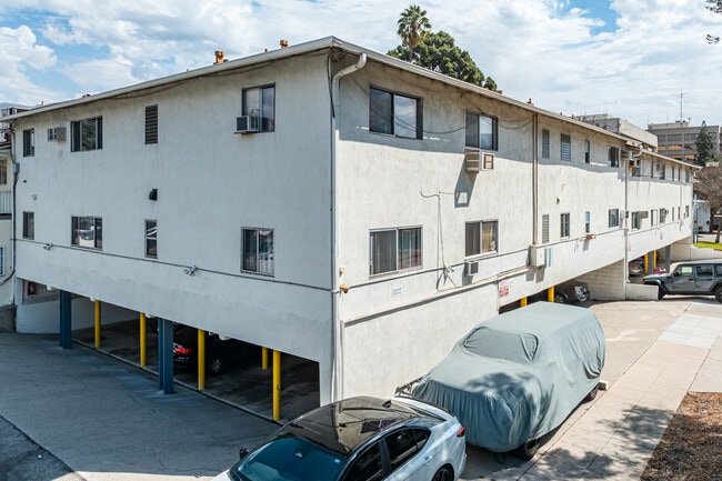 275-285 N Garfield Ave in Pasadena, CA - Building Photo - Building Photo