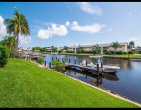 1860 Robalo Dr, Unit 3 in Vero Beach, FL - Building Photo - Building Photo