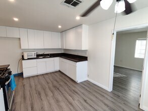 16192 Appleblossom St in La Puente, CA - Building Photo - Building Photo