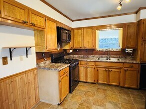 29 Glenda Dr in Yukon, OK - Building Photo - Building Photo