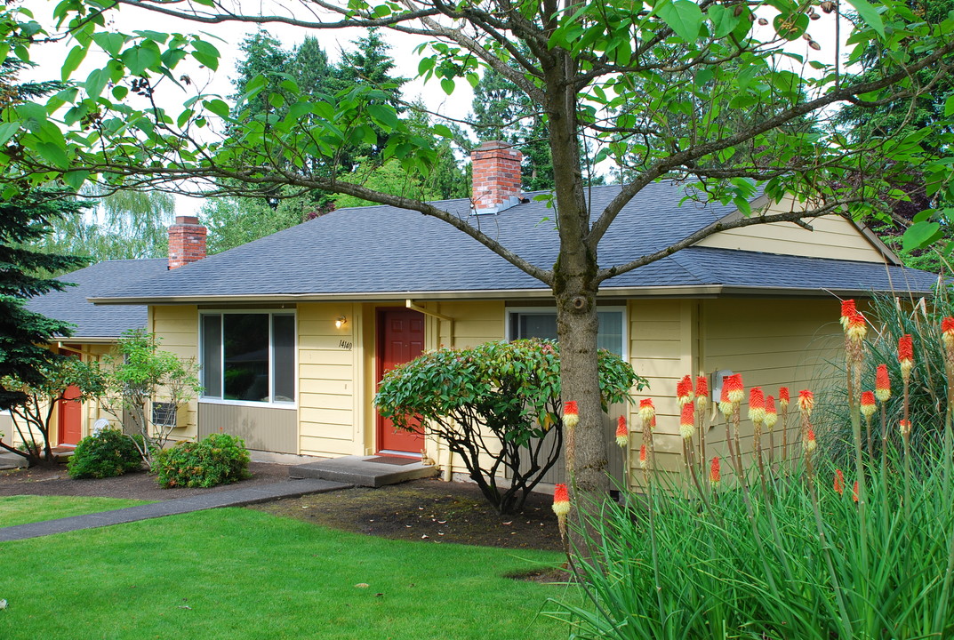 Homestead Commons Apartments in Tigard, OR - Building Photo